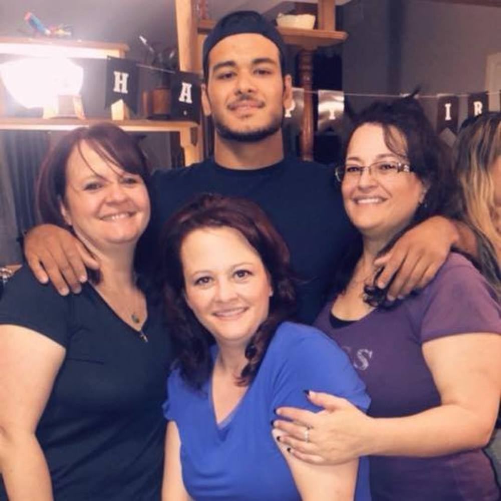 Meet your Posher, Lence